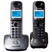 Беспроводной DECT-телефон Panasonic KX-TG2512RU1 (две трубки в комплекте, АОН, Caller ID (журнал на 50 вызовов), спикерфон на трубке, цвет - серый металлик / темно-серый металлик)